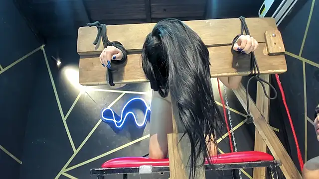 BDSM_Vantablack__ live sex cam