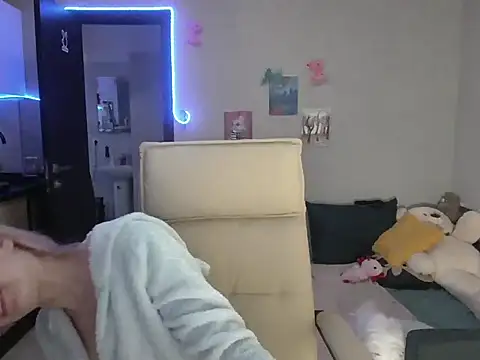 Getera_Cass's cam snapshot