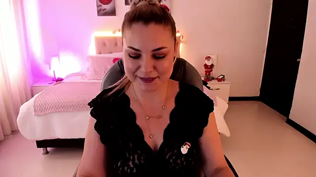 Violeta_Hotter's cam snapshot