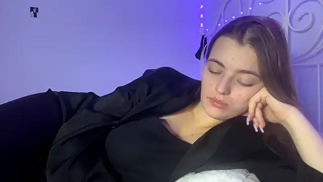 HoneyMist live sex cam