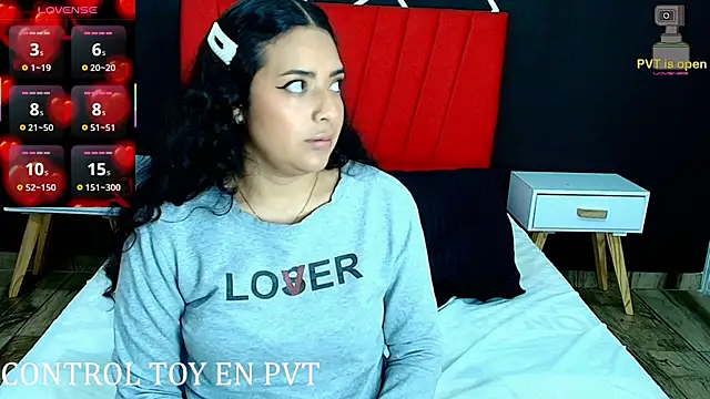 Logan_Chloe live sex cam