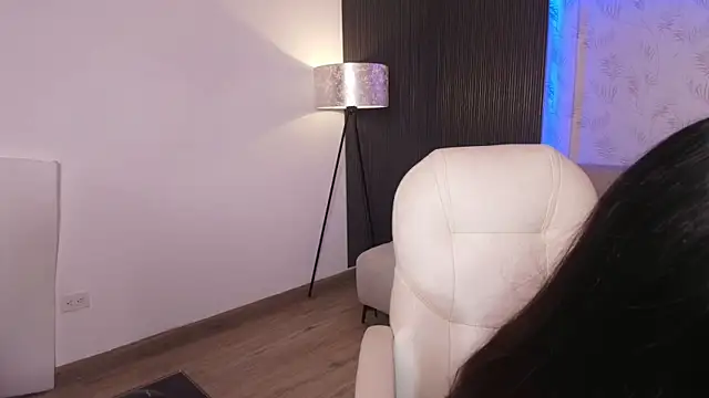 kylie_collins's cam snapshot