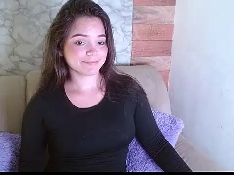 adhara_glow_'s cam snapshot