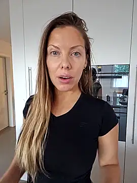 Nova-Lee live sex cam