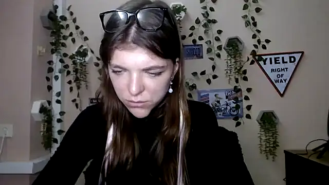 Sweeet_Emilyy's cam snapshot