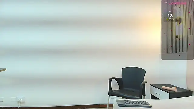 agatha_fit's cam snapshot