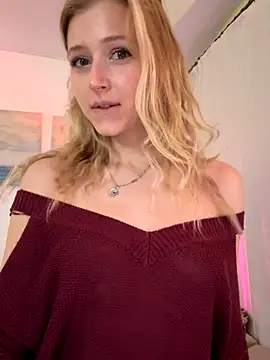 LunaRase live sex cam