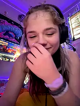 Cutiepiespanks live sex cam