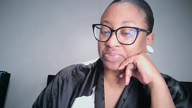 Nyxie_Chaos's cam snapshot