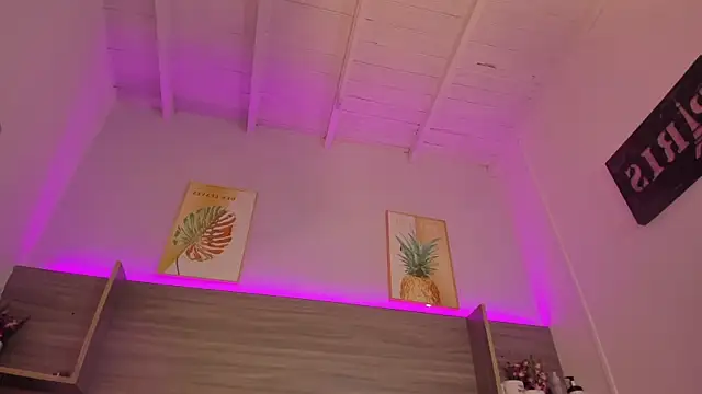 Taylor_walton's cam snapshot