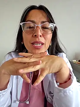 JustSamantha_'s cam snapshot