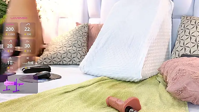 Iris_Ross_'s cam snapshot