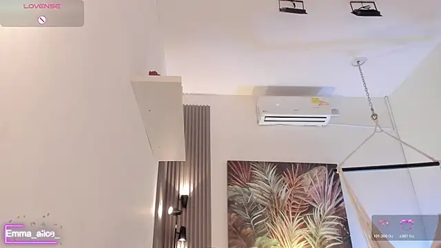 emma_alice_'s cam snapshot