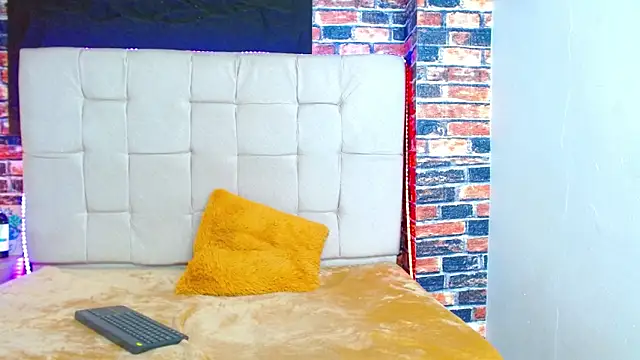 mari_lunabrown's cam snapshot