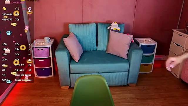 AdharaWo's cam snapshot