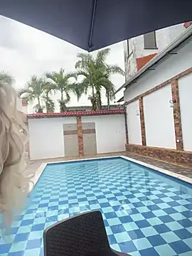 IsaSantoDomingo's cam snapshot