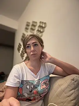 RaquelleDevon's cam snapshot