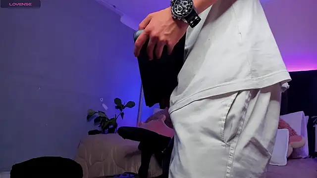 Ares_di_martin's cam snapshot