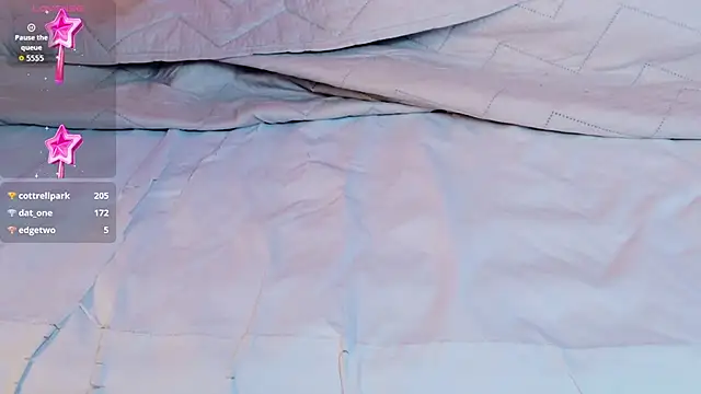 kittyblooms's cam snapshot