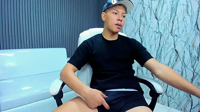 marcus_20's cam snapshot