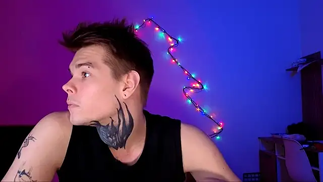 DENIS_HERE's cam snapshot