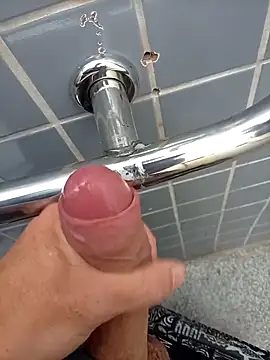 Linus_69's cam snapshot