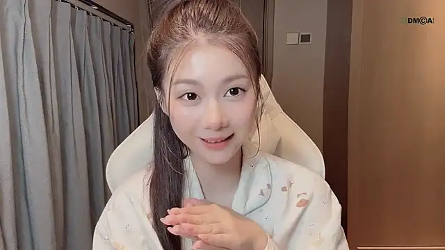 Makinghappymyself_'s cam snapshot