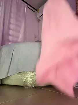 Tsuki-moon live sex cam