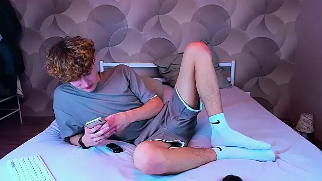 Ian_Flor's cam snapshot