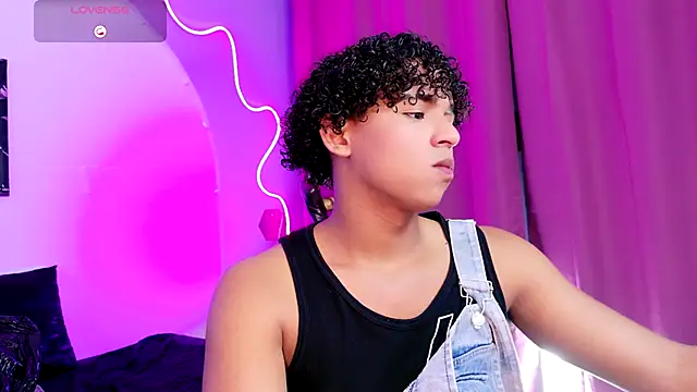 Noah_Smith04's cam snapshot