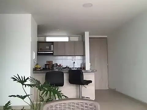 Luka_thin's cam snapshot