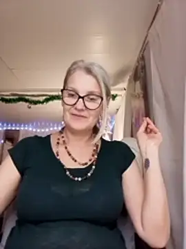 irinamaux live sex cam