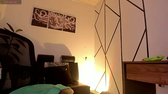 James_Adams_01's cam snapshot