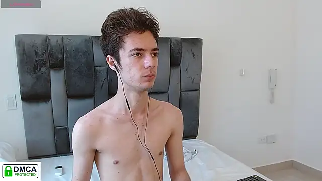 SaccharineSin's cam snapshot