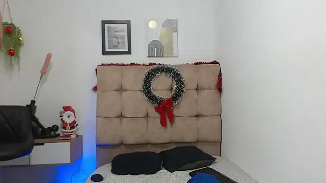 RhythmSensualXX's cam snapshot