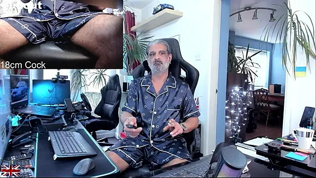 OnlineBossUK live sex cam