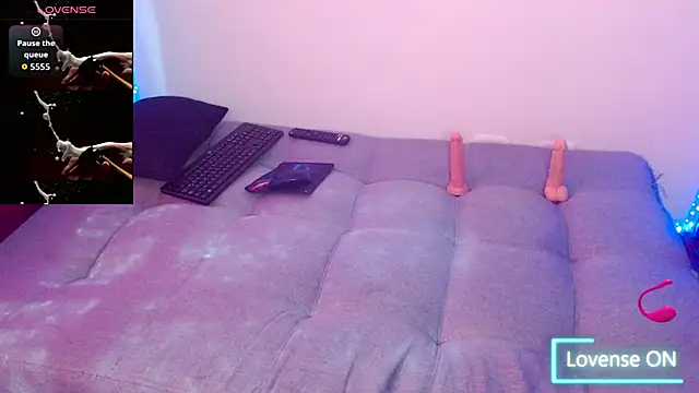 Mercury_muscle live sex cam