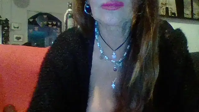 gildamilf live sex cam