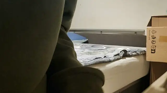 Alphapimmelchen live sex cam