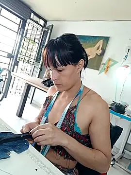 PaulinaLondra2 live sex cam