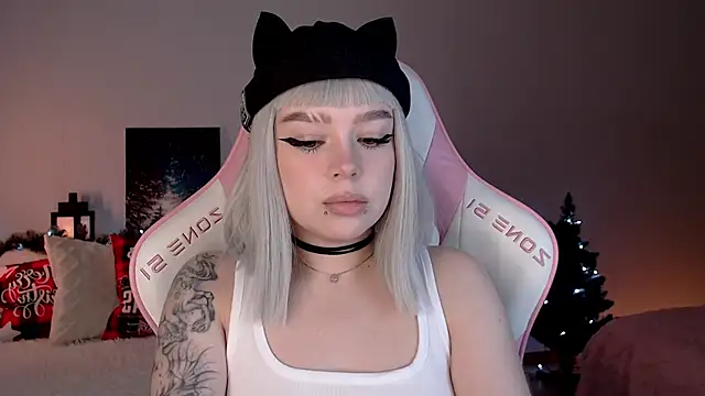 meowceline live sex cam