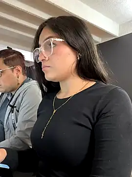 Alyha_Cortes's cam snapshot