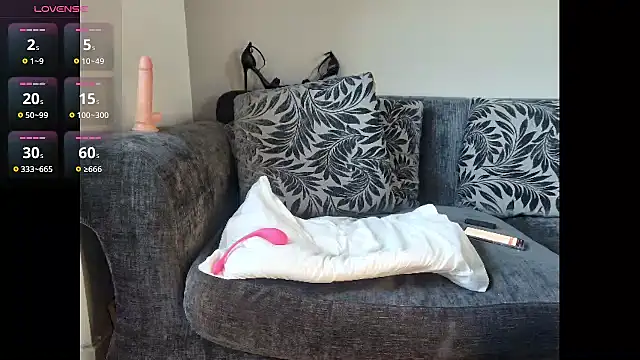 Frosty_Princess live sex cam