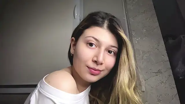 lunary_dr's cam snapshot