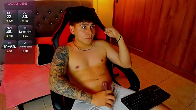 Nicolas_James_Sc's cam snapshot