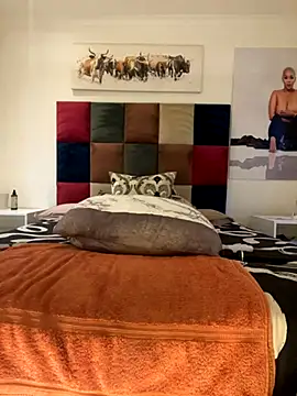 sexyTHANDO live sex cam