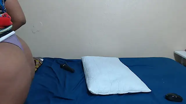 AfricanPopi live sex cam