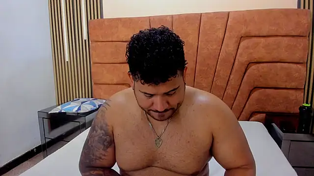 michael_hill1 live sex cam