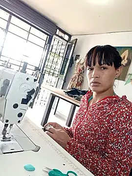 PaulinaLondra2 live sex cam