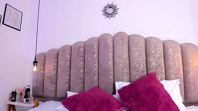 nayara_macherano live sex cam